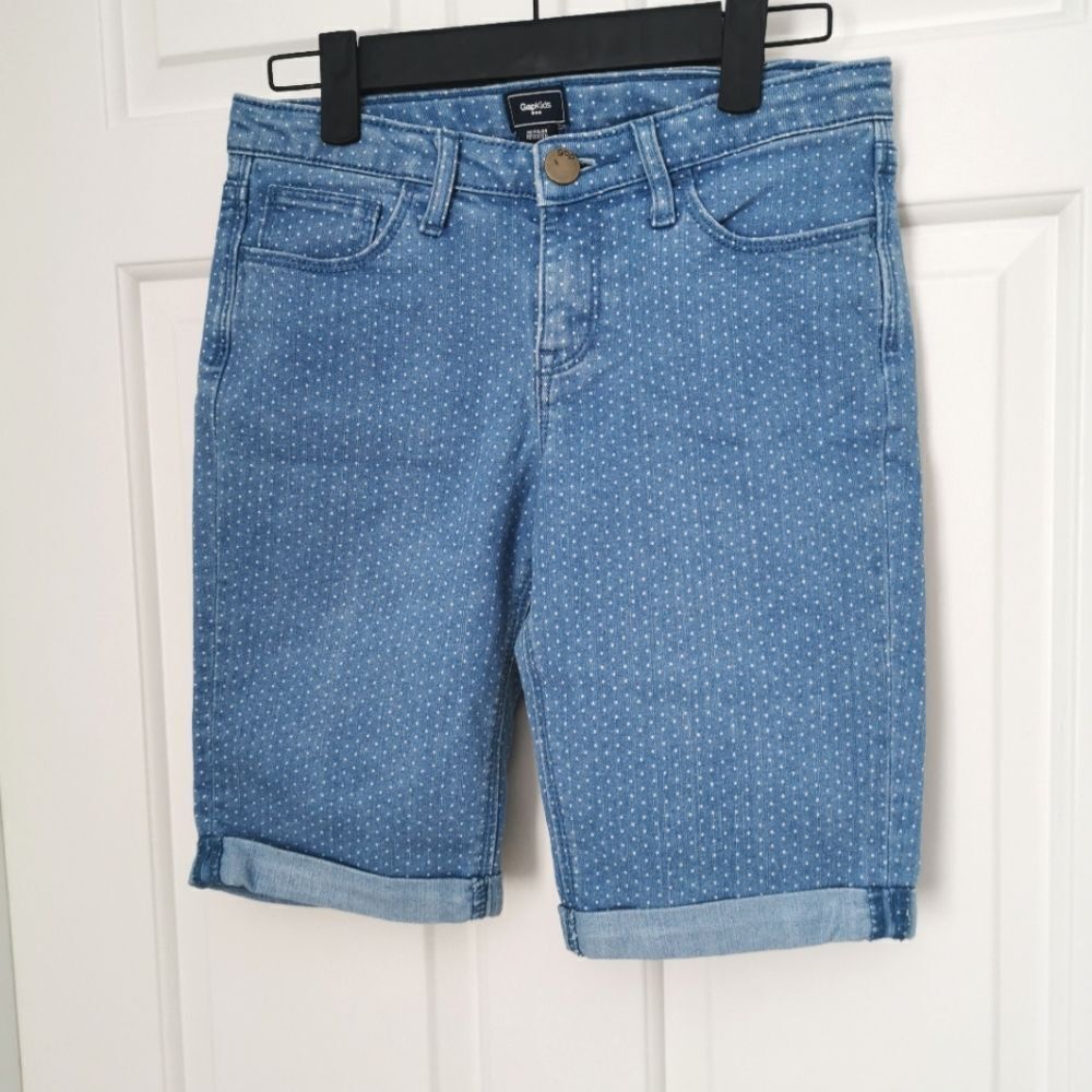 2/$20 Gap girls Bermuda shorts size 12